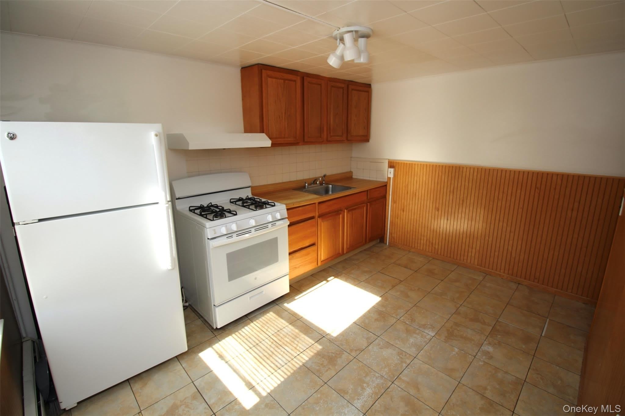 4 Schoolhouse Lane – photo 4