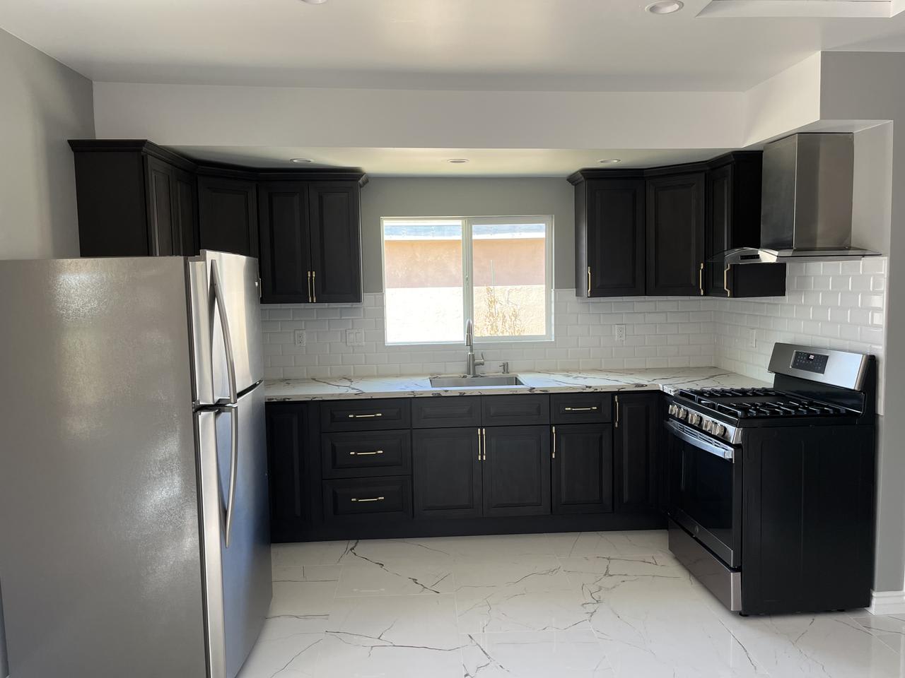 8452 San Luis Ave – photo 5