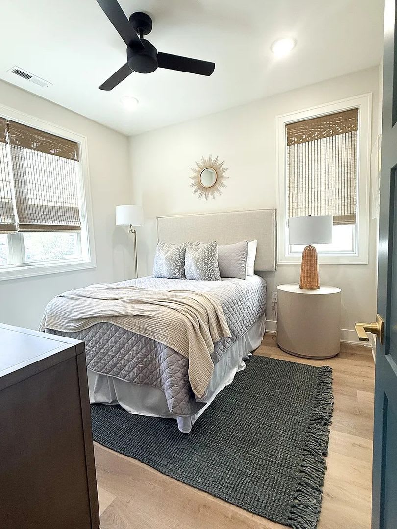 Luxury Townhome – photo 2