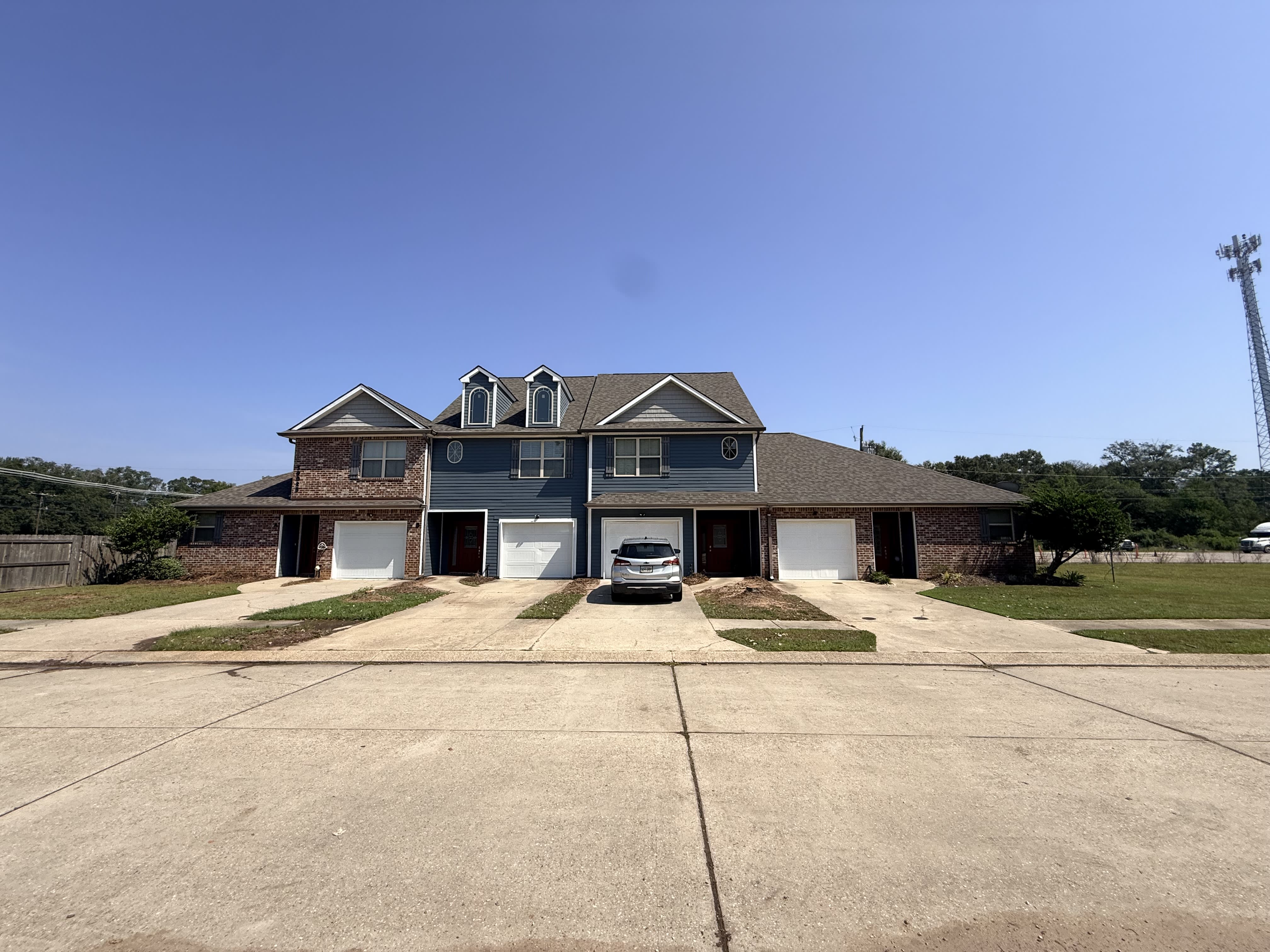 19025 Aiden Ln – photo 2