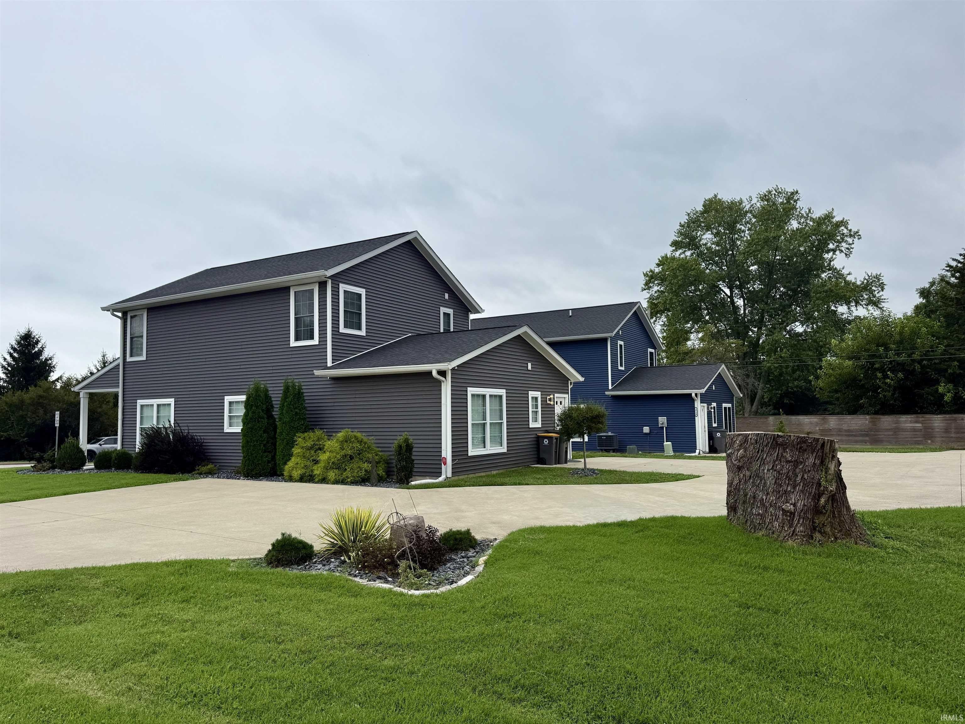 2724 S Rogers Street – photo 3
