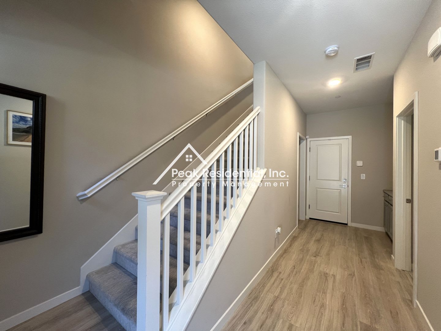 Updated 4bd/3.5ba Natomas Home with Garage! – photo 4