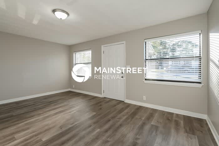 4149 Dalry Drive – photo 3