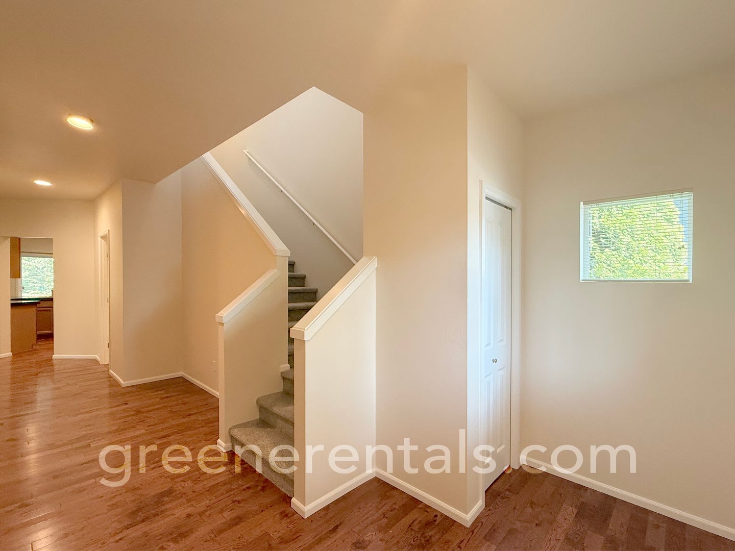5 Br 2 5 Ba With Bonus Room In Lacey – photo 3