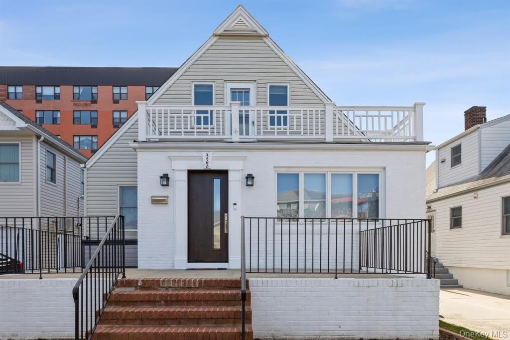 322 Penn Street E – photo 1