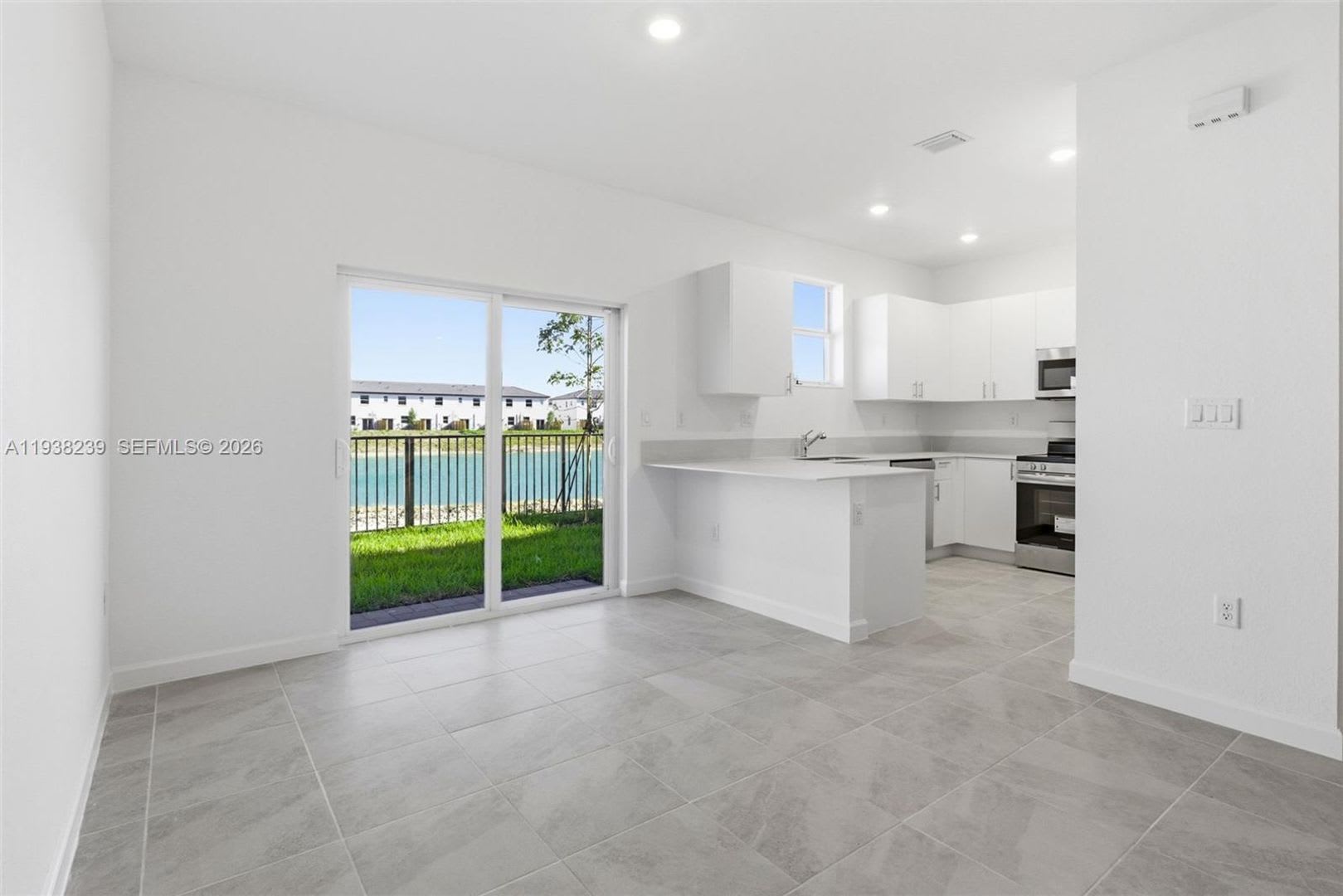 2705 SE 25 Avenue 2705, Homestead, FL 33035 – photo 5