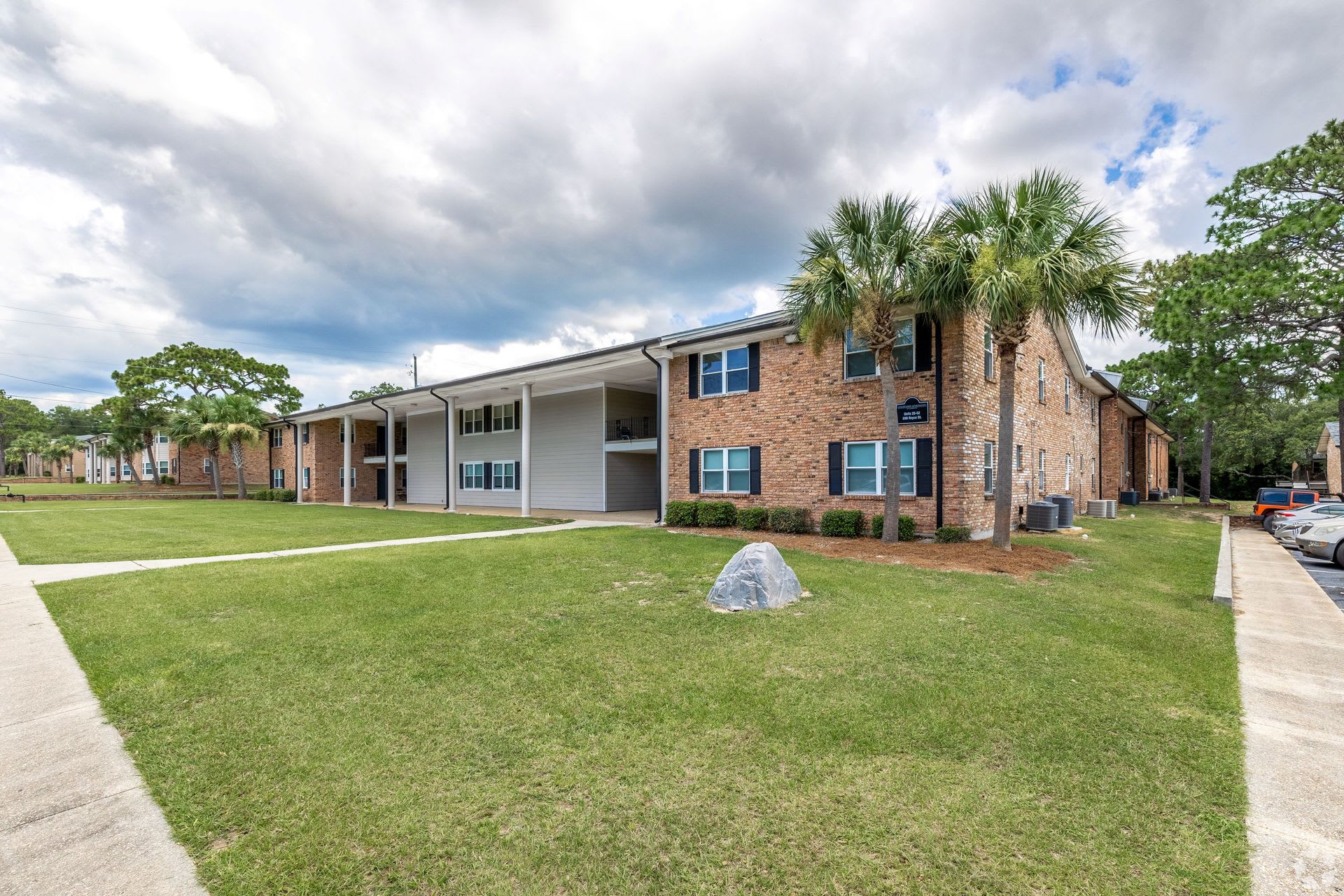 Courtyard Apartments at Cordova – photo 1
