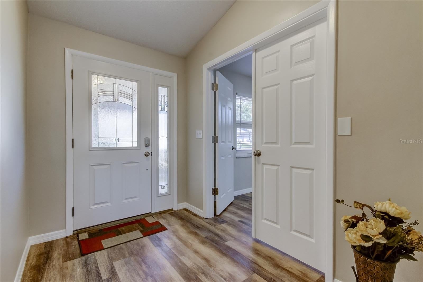 7926 FOXWOOD Drive – photo 3