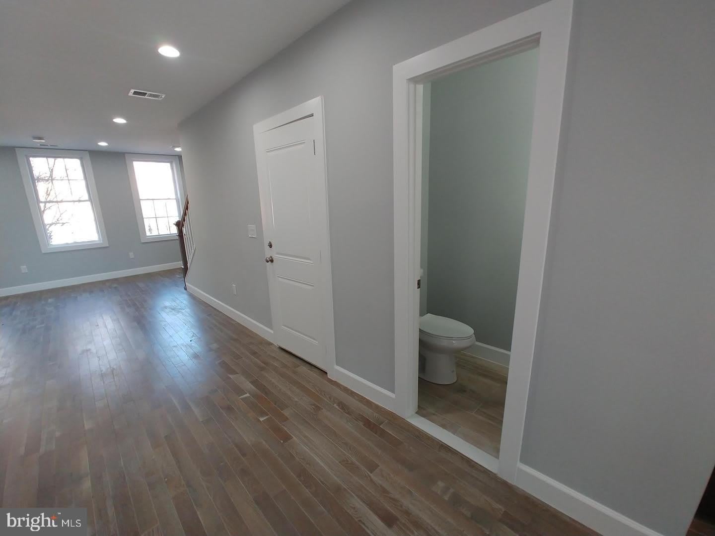 752 LAMONT Street NW – photo 5
