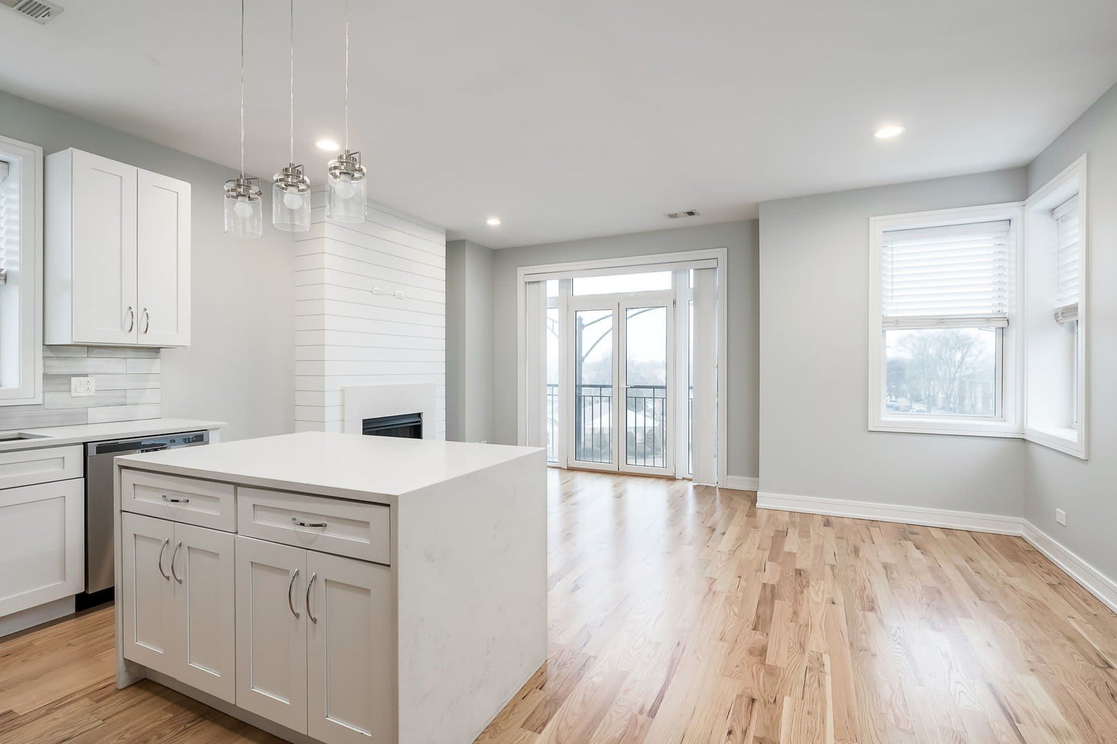 5979 N Elston Avenue – photo 3