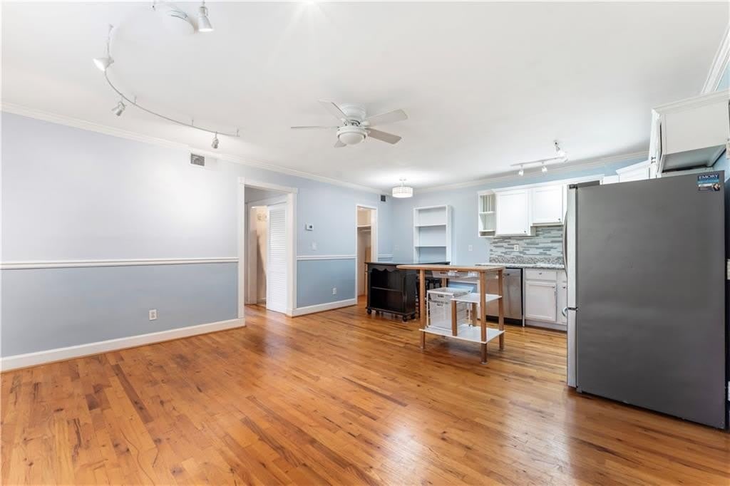 870 Glendale Terrace NE – photo 4