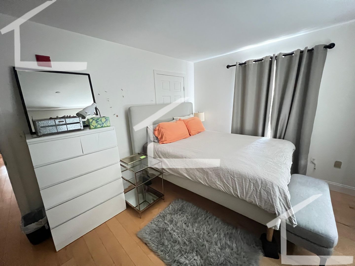 Huge 1 bed – photo 1