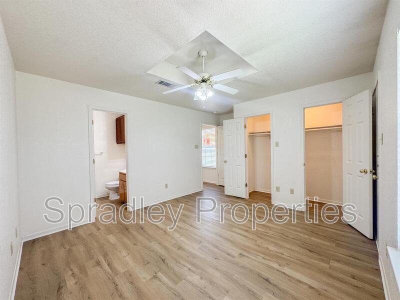 102 Lacey Lou Ln – photo 4