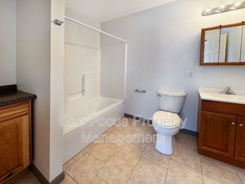 25 South Highland St – photo 4