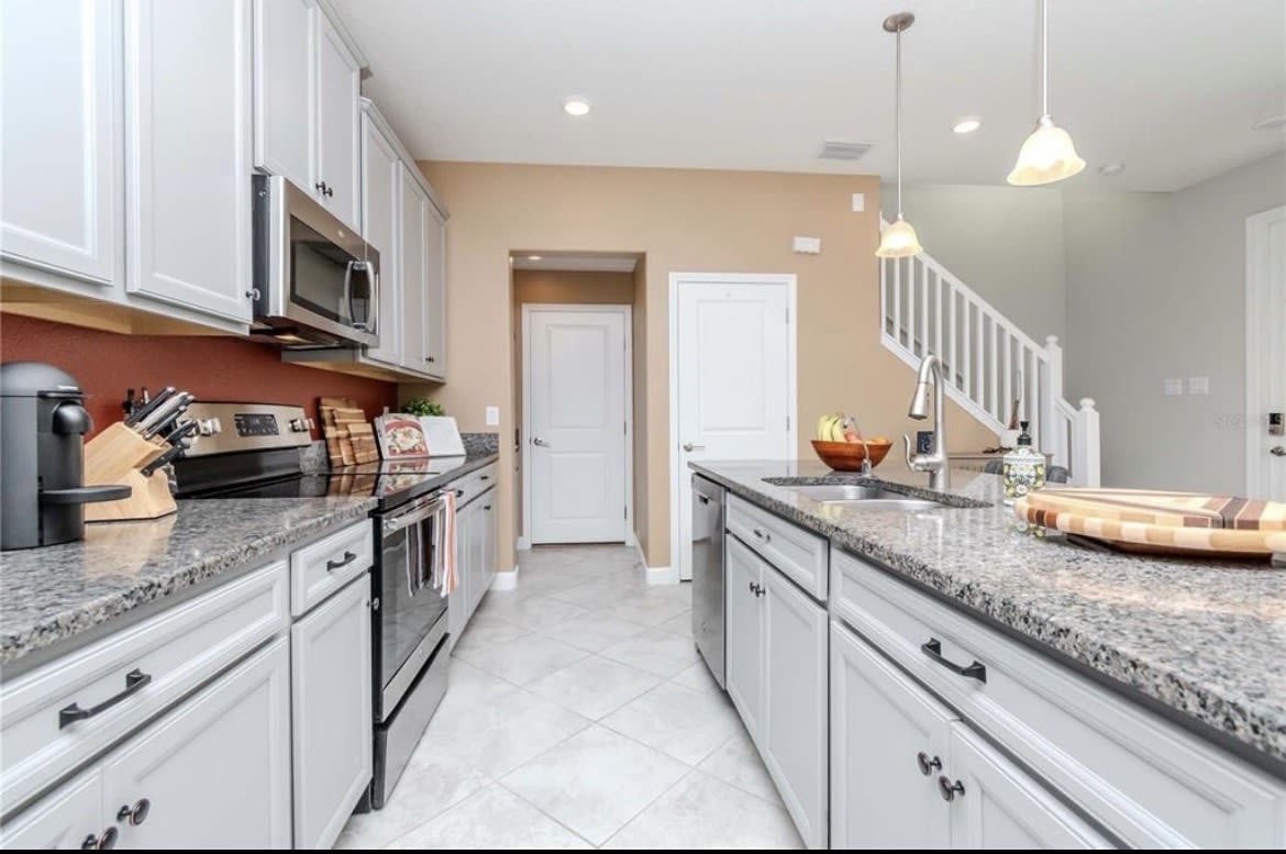 6827 Citrus Creek Ln – photo 4