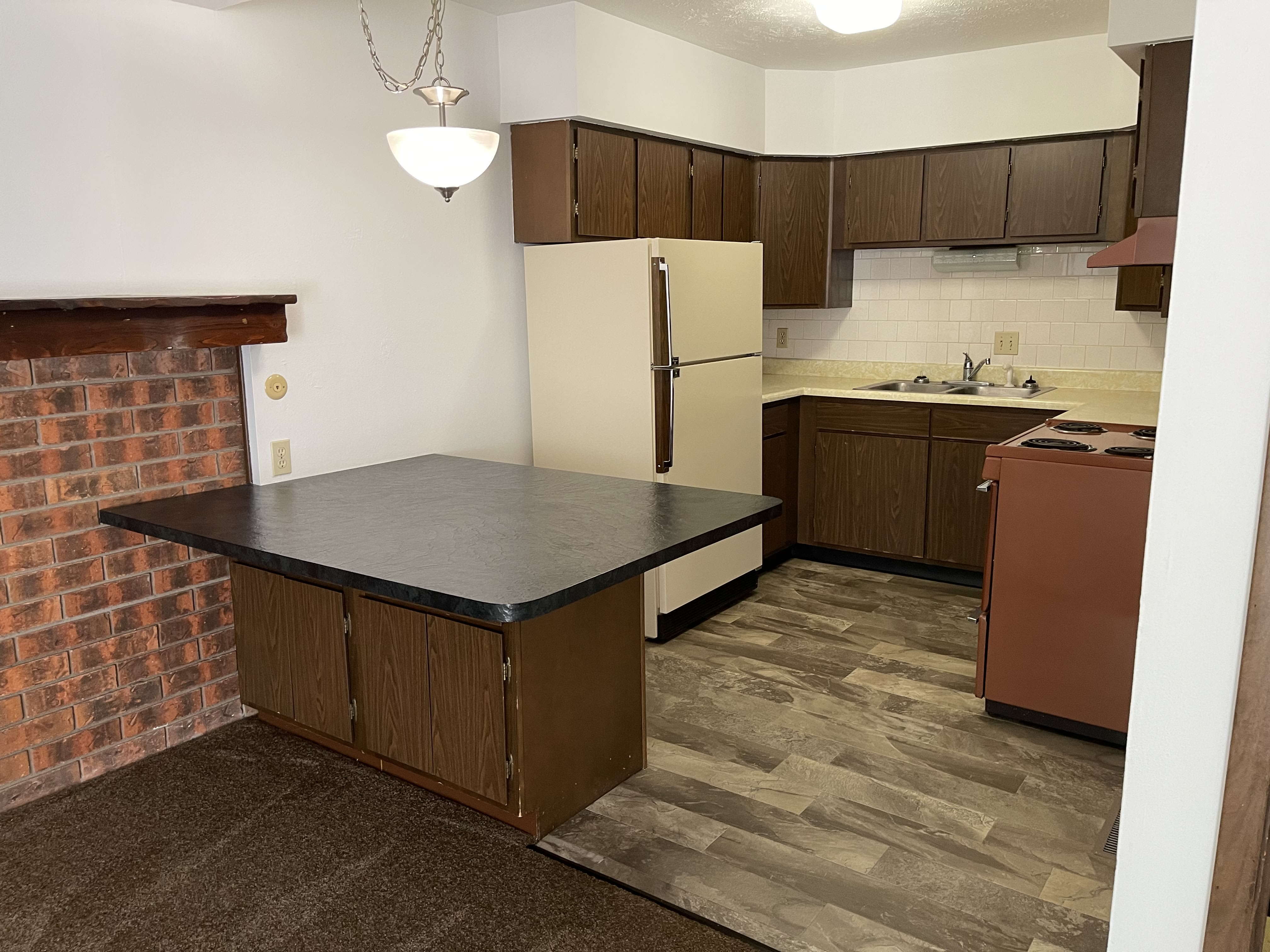 2200 Stoneybrook Road – photo 3
