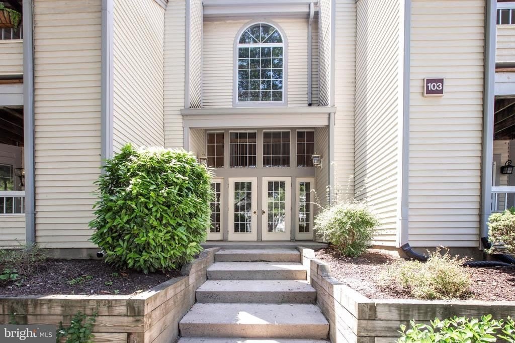 103 Claridge Court – photo 3