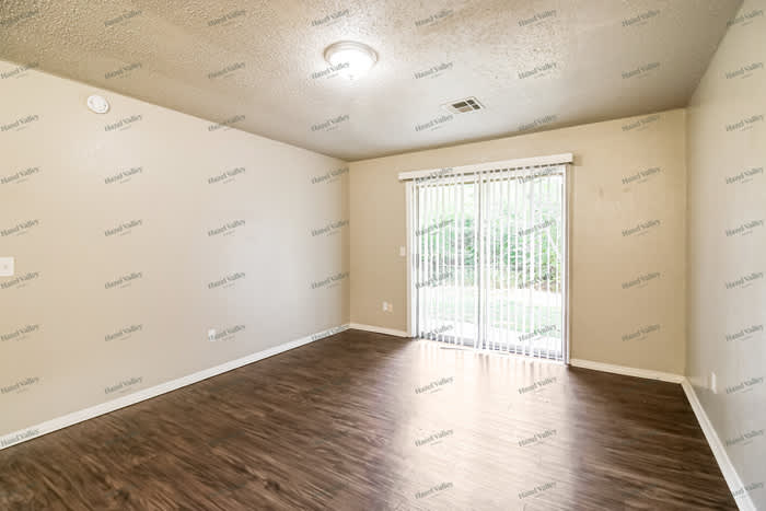 228 Northwest 86th Street – photo 5