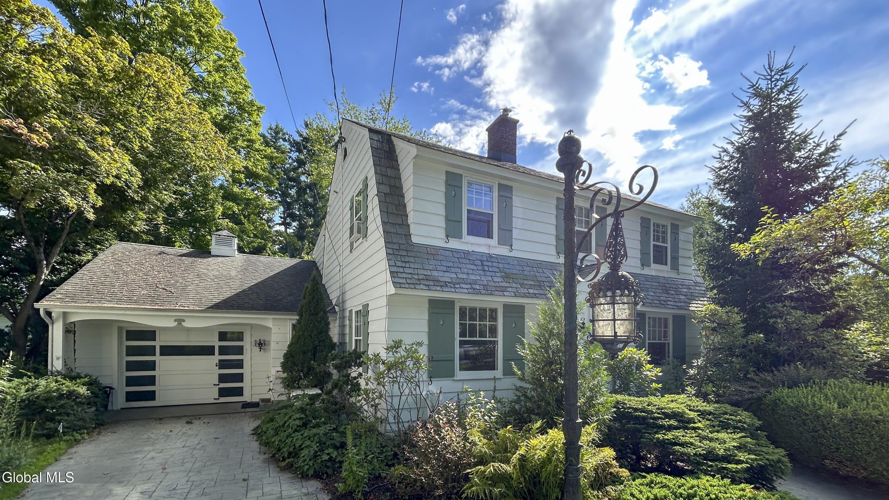 292 Lake Avenue – photo 2