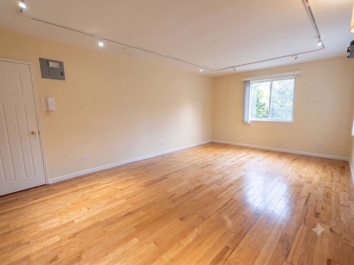 Cambridge Hall Tenants Corporation – photo 1
