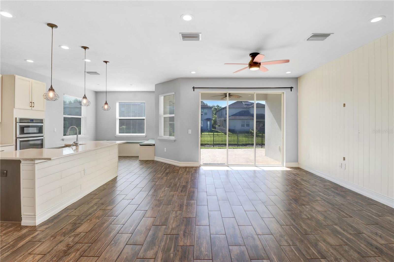 16325 HYDE MANOR Drive – photo 4