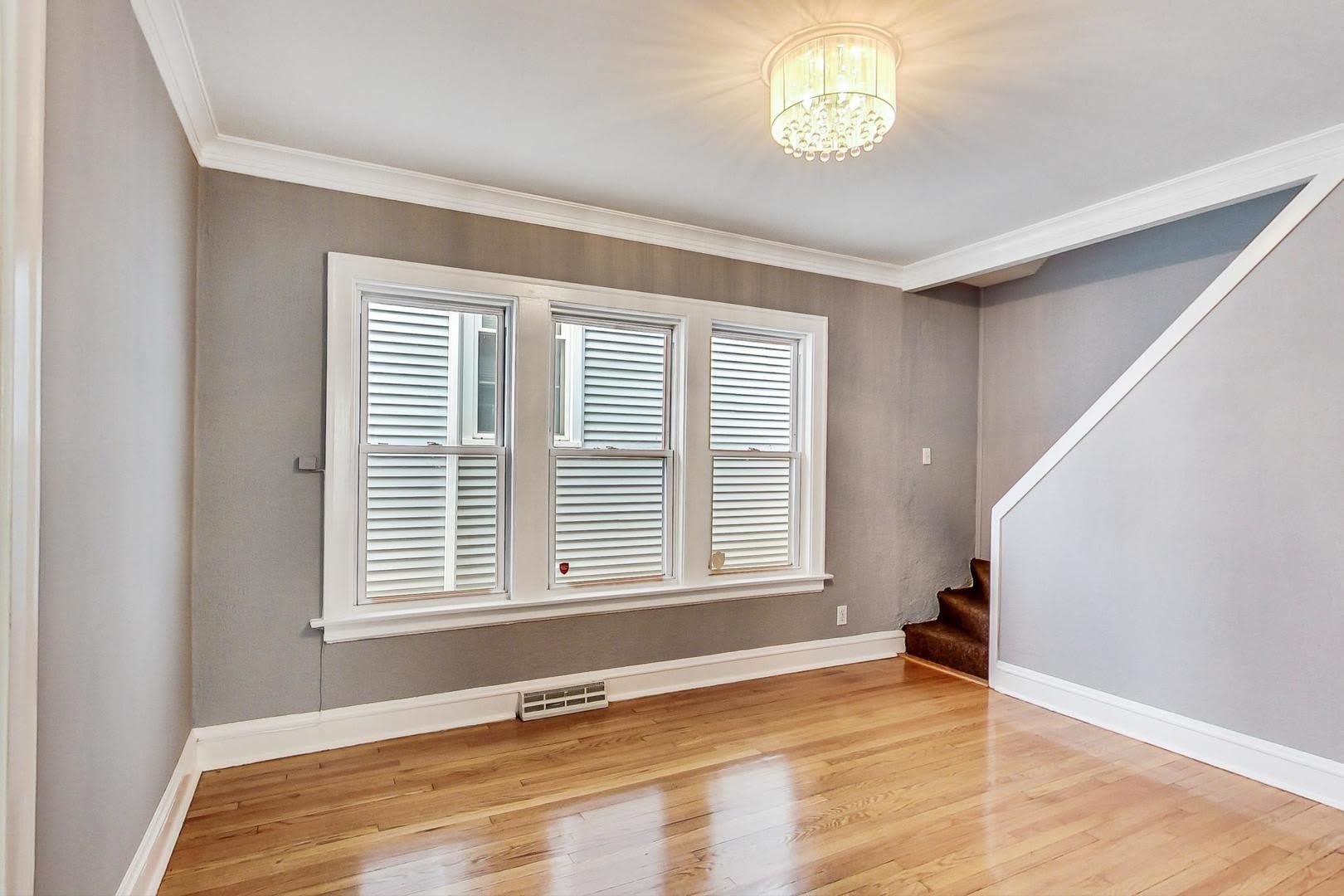1521 W Nelson Street – photo 5