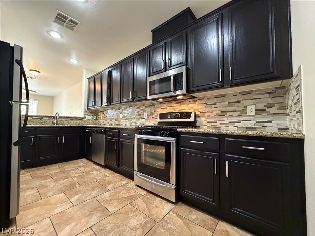 8361 Spruce Bay Avenue – photo 4