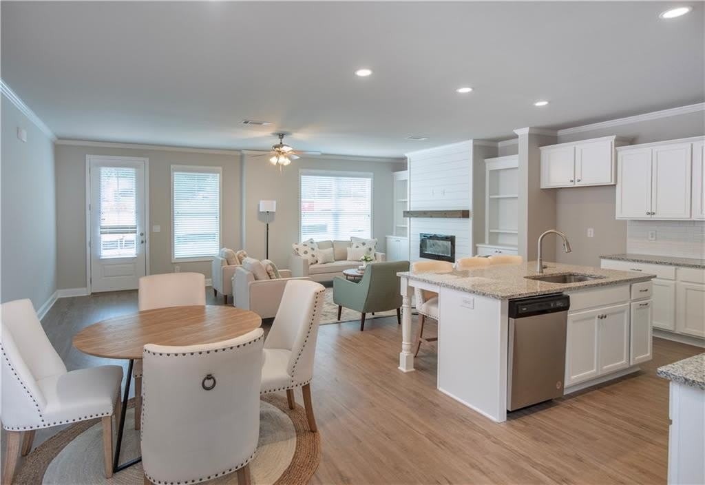 5412 Maple Grove Lane – photo 1