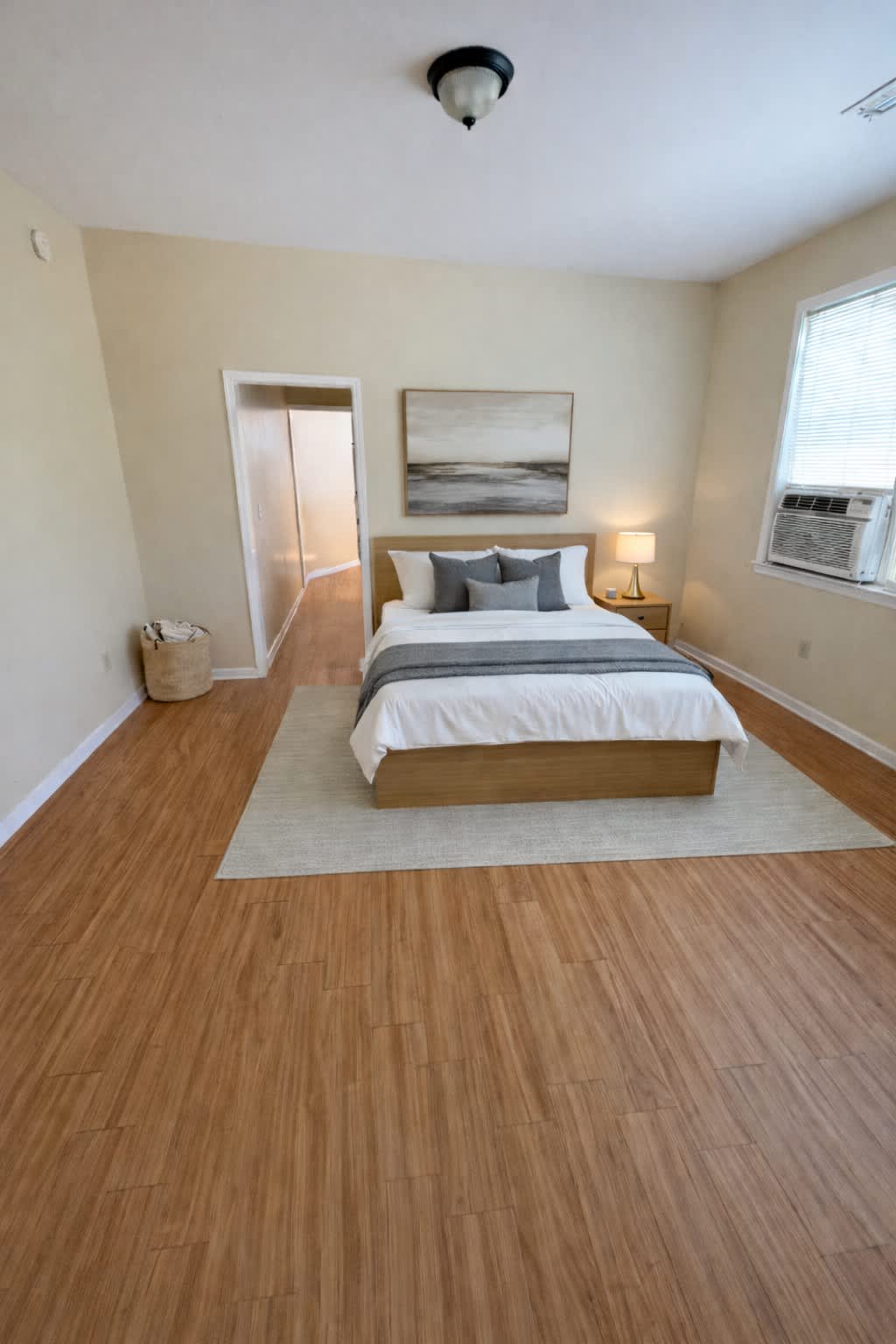 1589 Jackson Avenue – photo 3