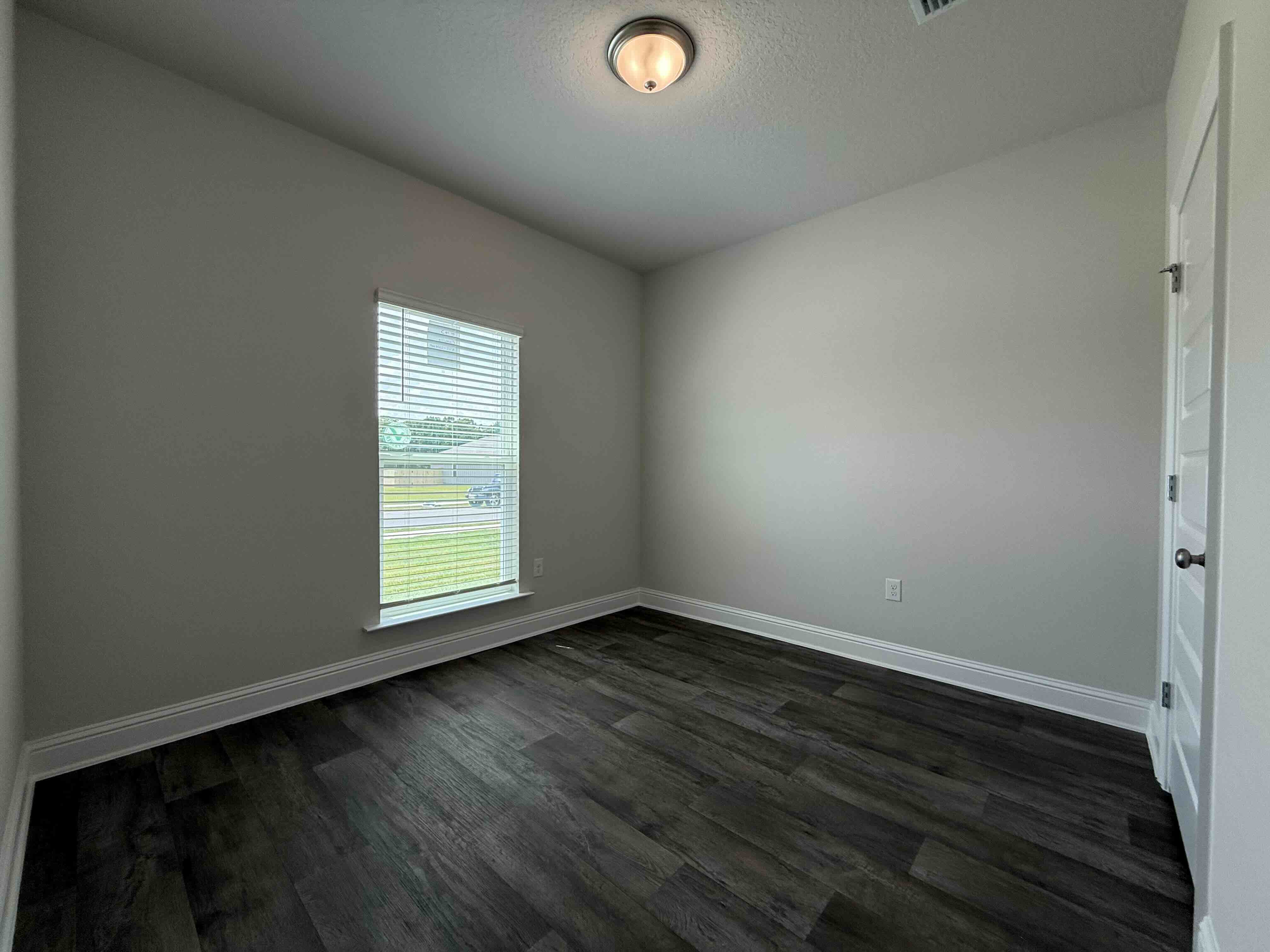 19130 Treehill Ln – photo 4