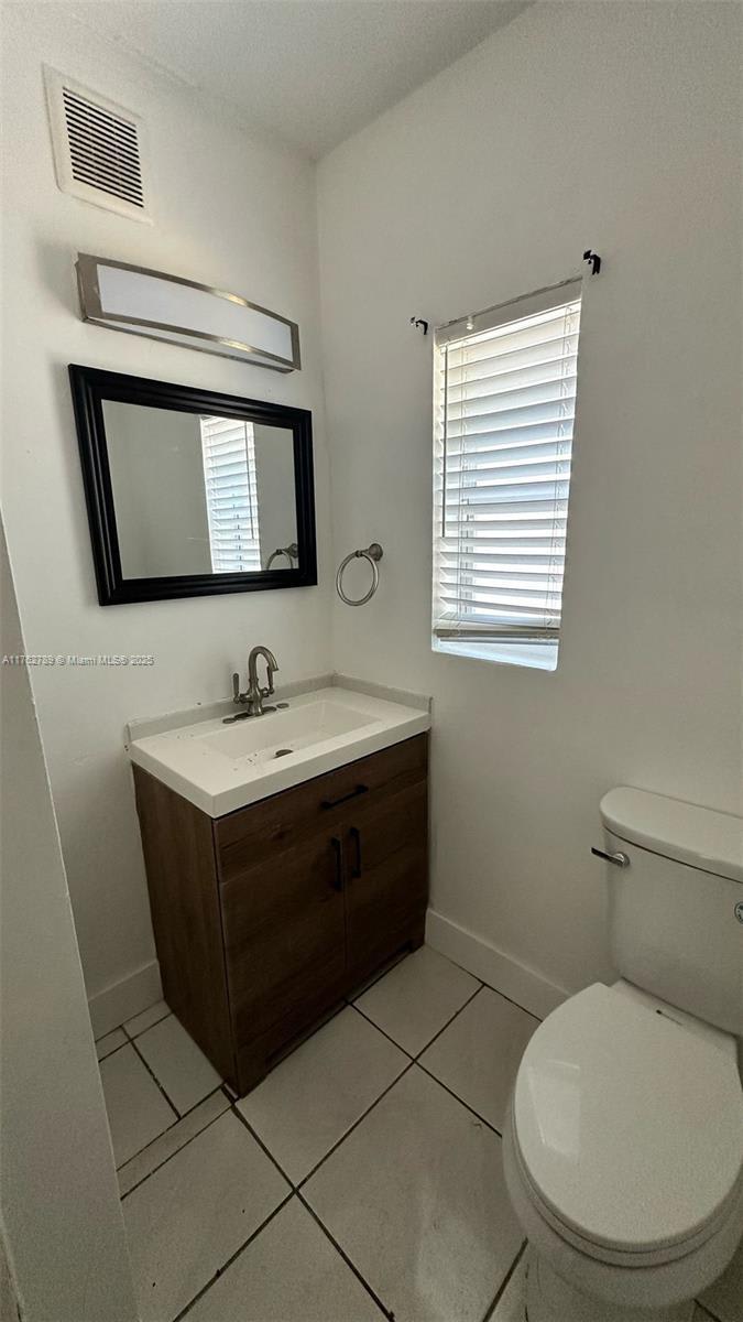 715 Sw 6Th St 2 – photo 3