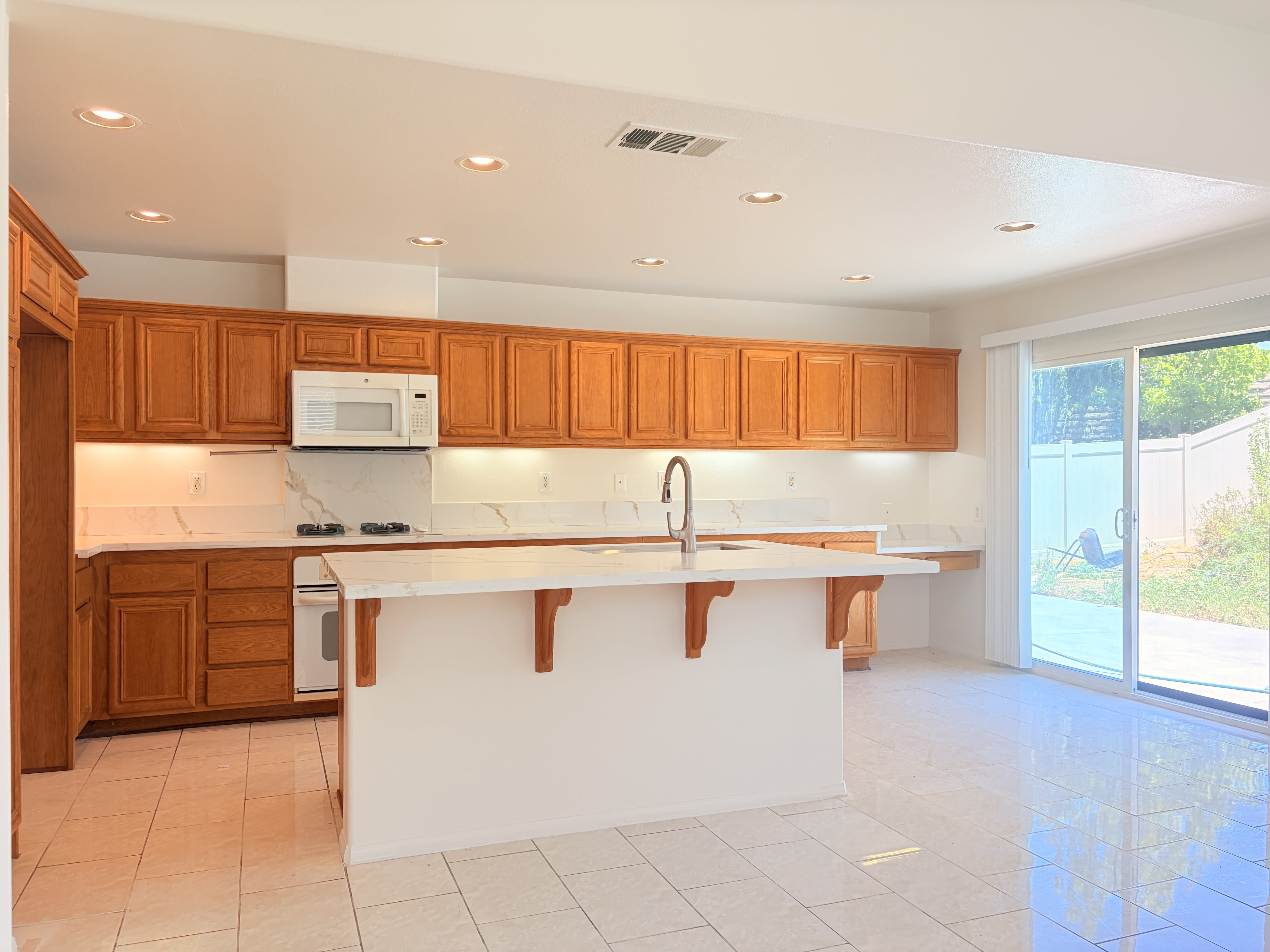 28330 Linda Vista St – photo 4