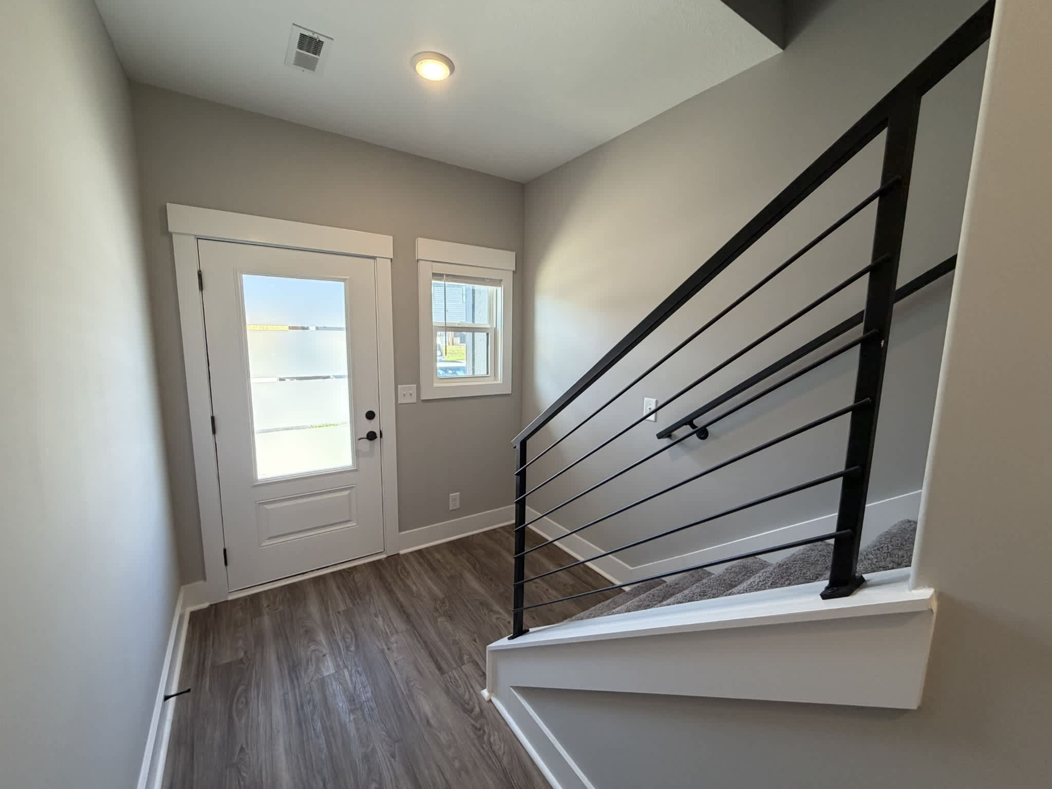 504 Jonathan Wade Circle – photo 3