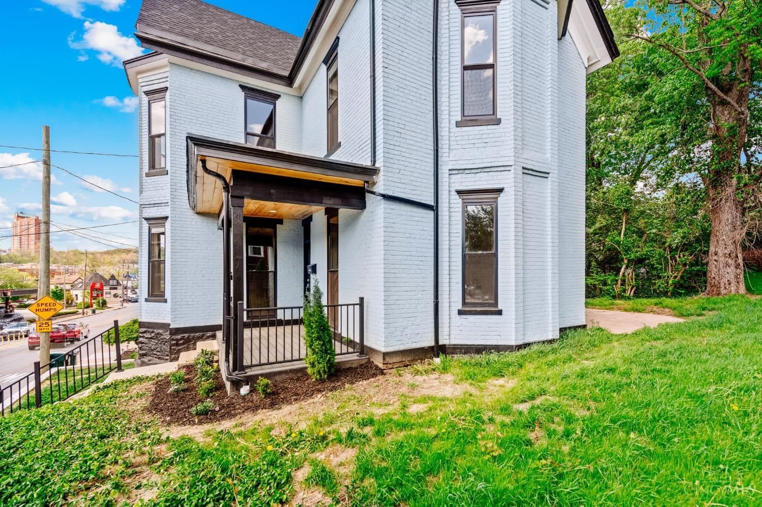 3634 Columbia Parkway – photo 3