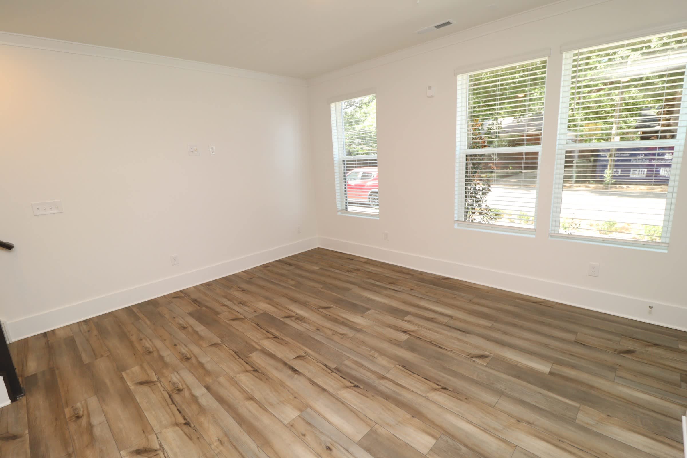 110 Byrum St Unit 105 – photo 3