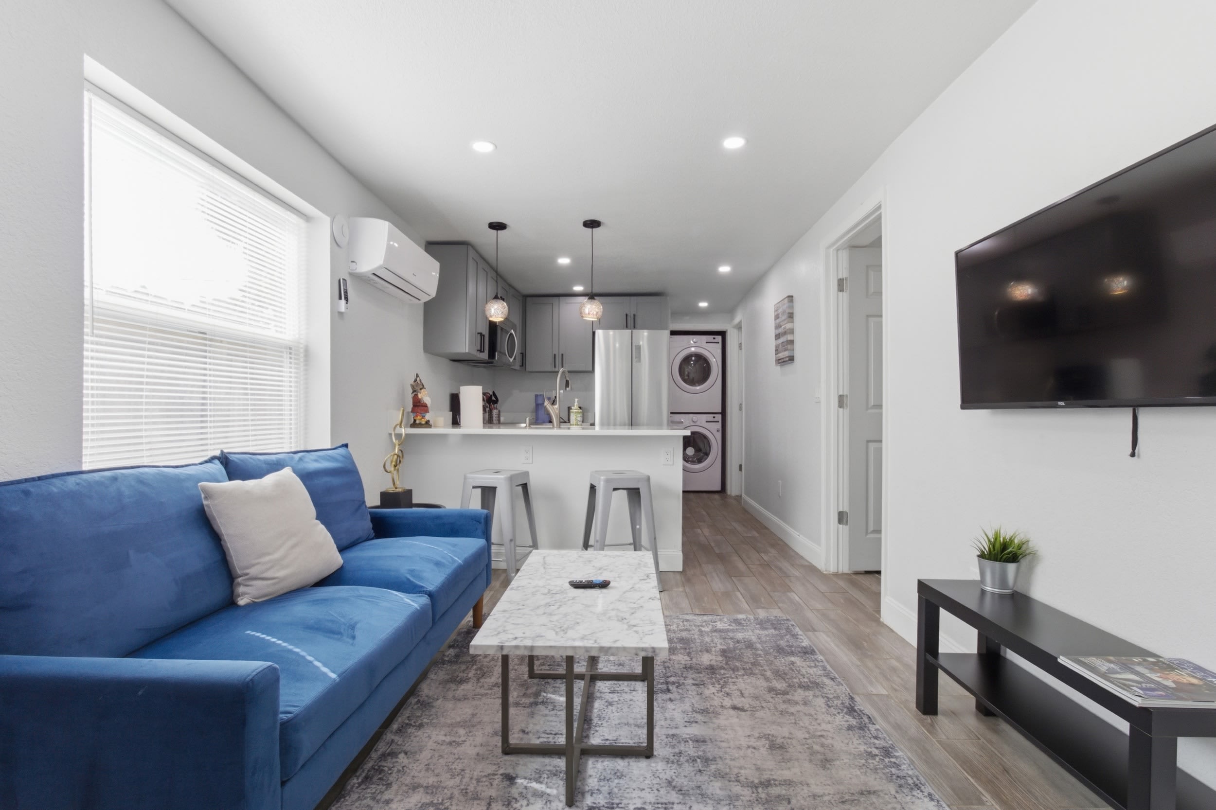 308 W Amelia Ave – photo 1