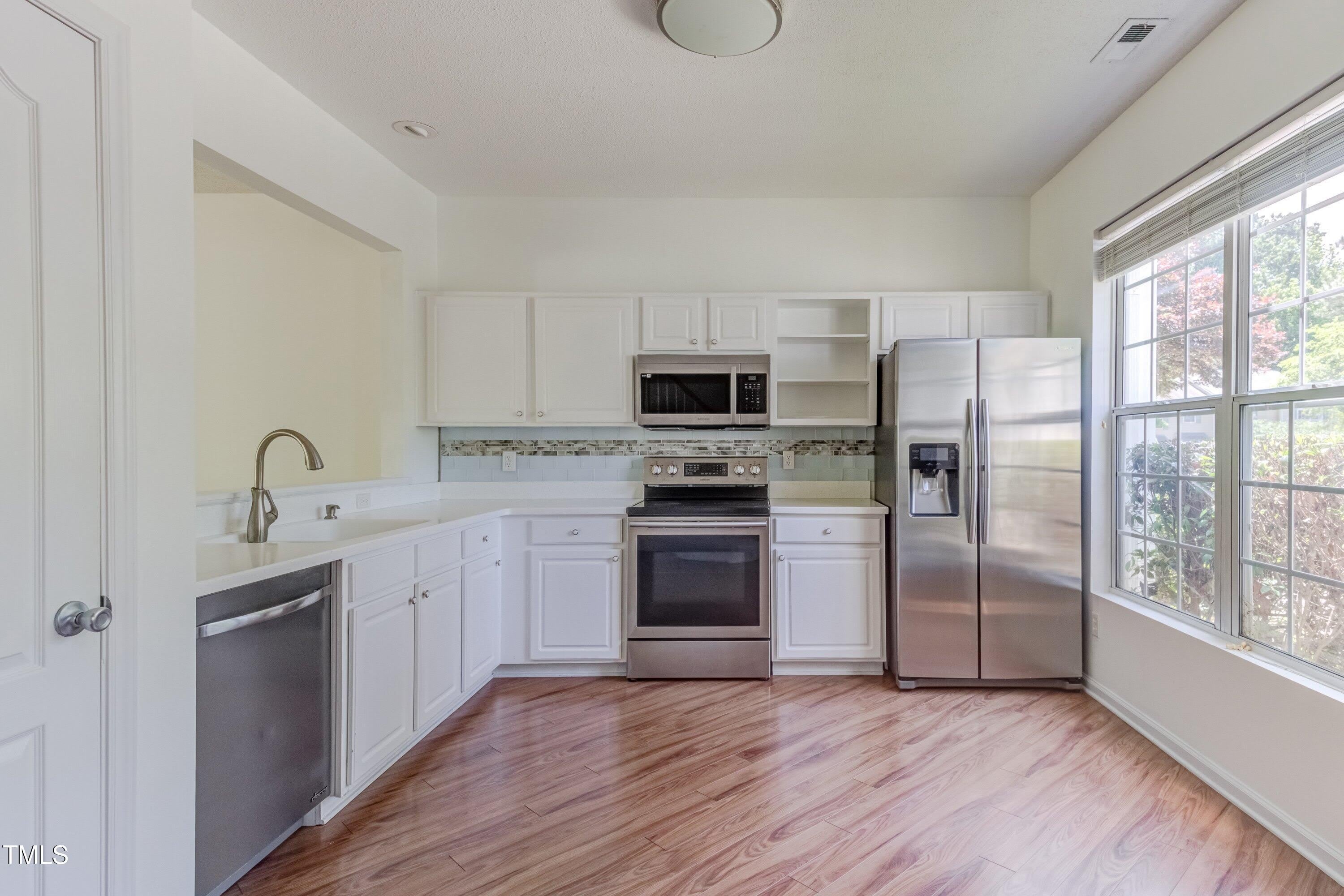 306 Orchard Park Drive – photo 5