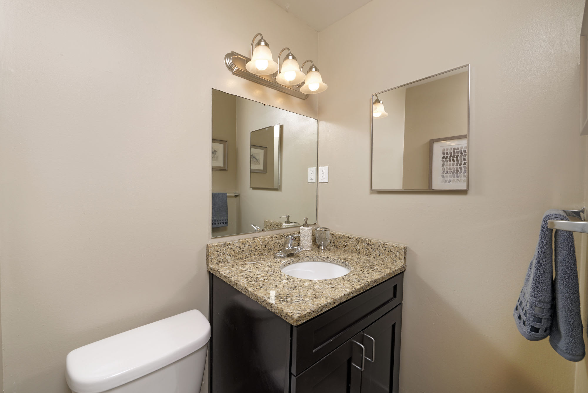 Center Pointe – photo 4