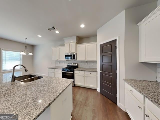 1672 Lapland Drive – photo 2