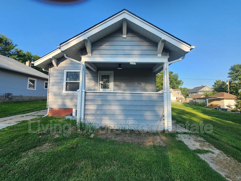 914 N 6Th St – photo 2