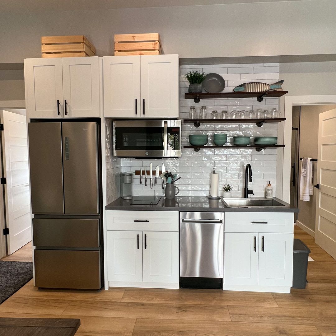 Open For Fall And Winter Private Beach Fully Furnished Simplicity In A Dream Location Lake Front Condo Fully Remodeled Private Dock And Beach – photo 4