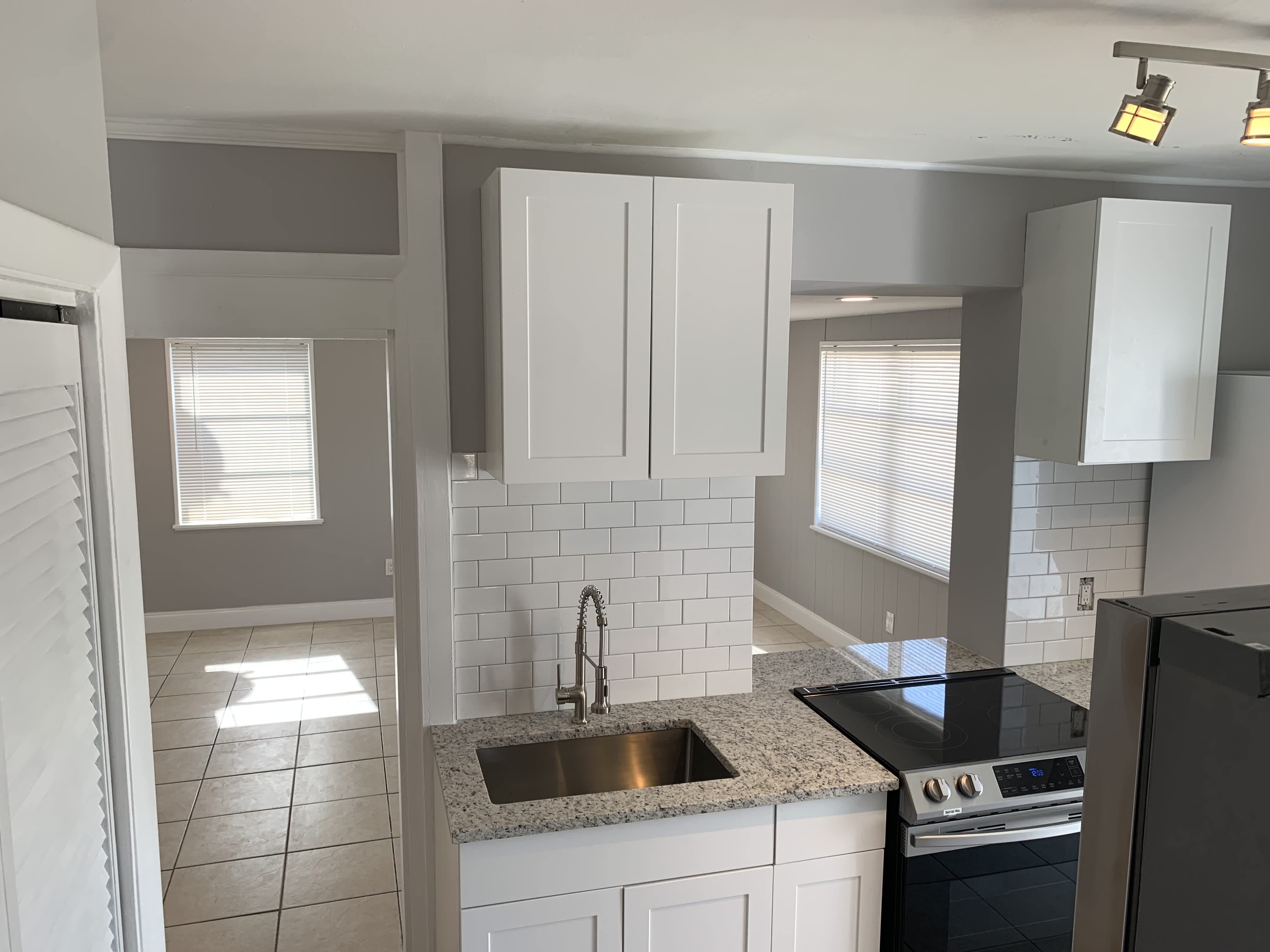 5002 Parker Ave – photo 4