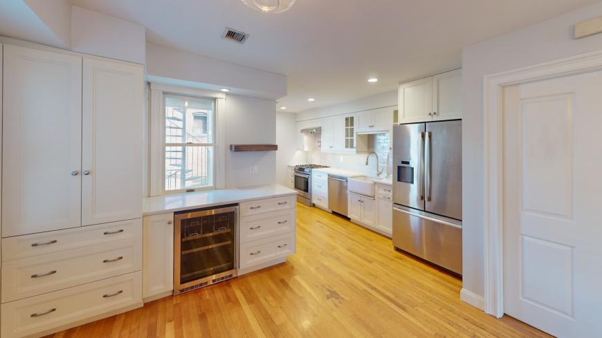 214 West 7Th St – photo 1