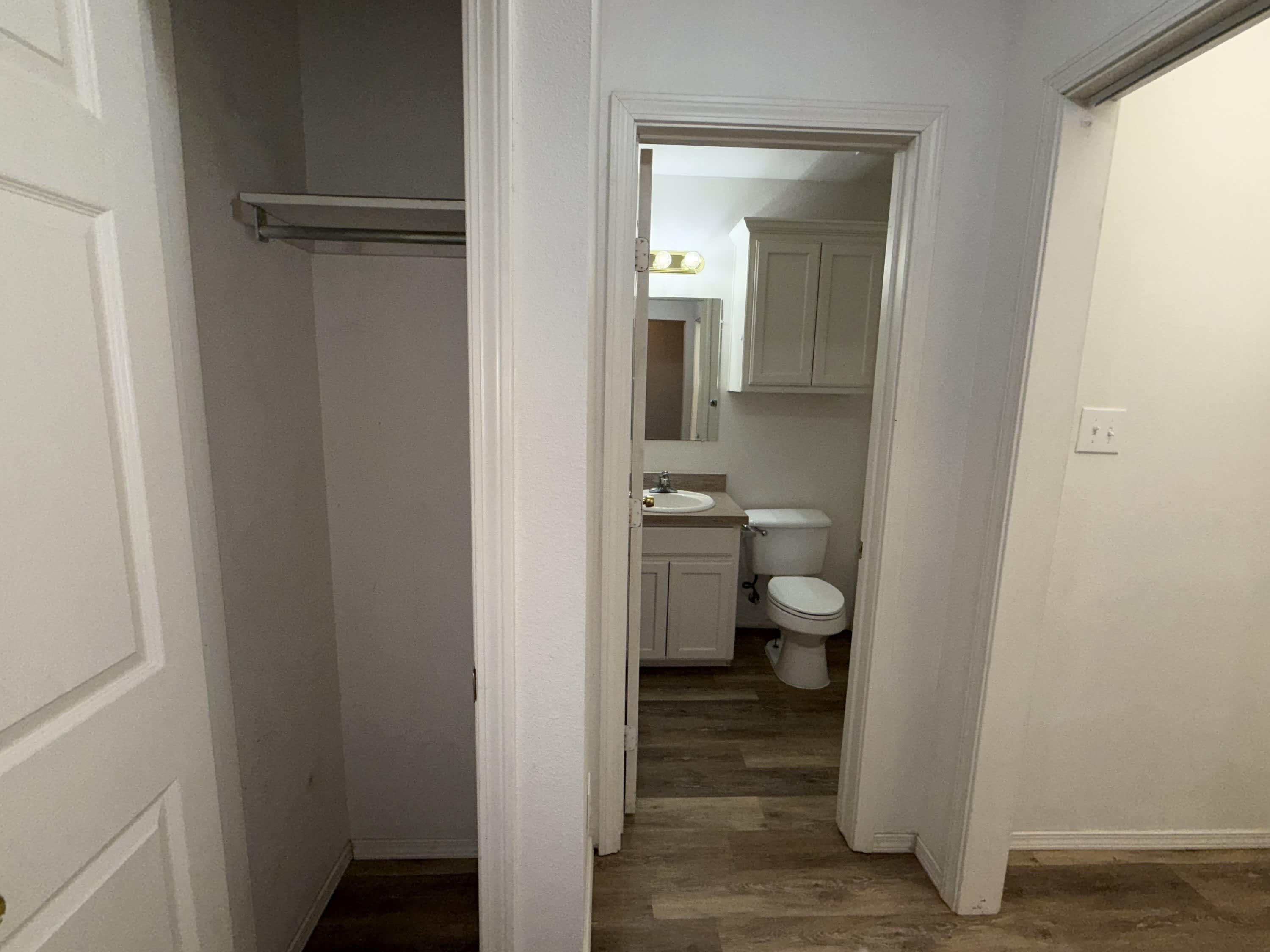 107 S. 1st St. – photo 4