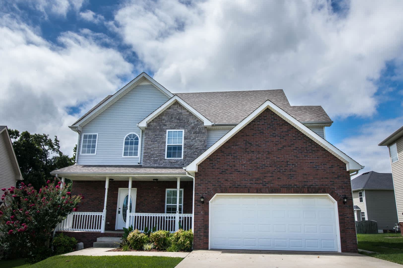 Four Bedroom in Timber Springs! – photo 1