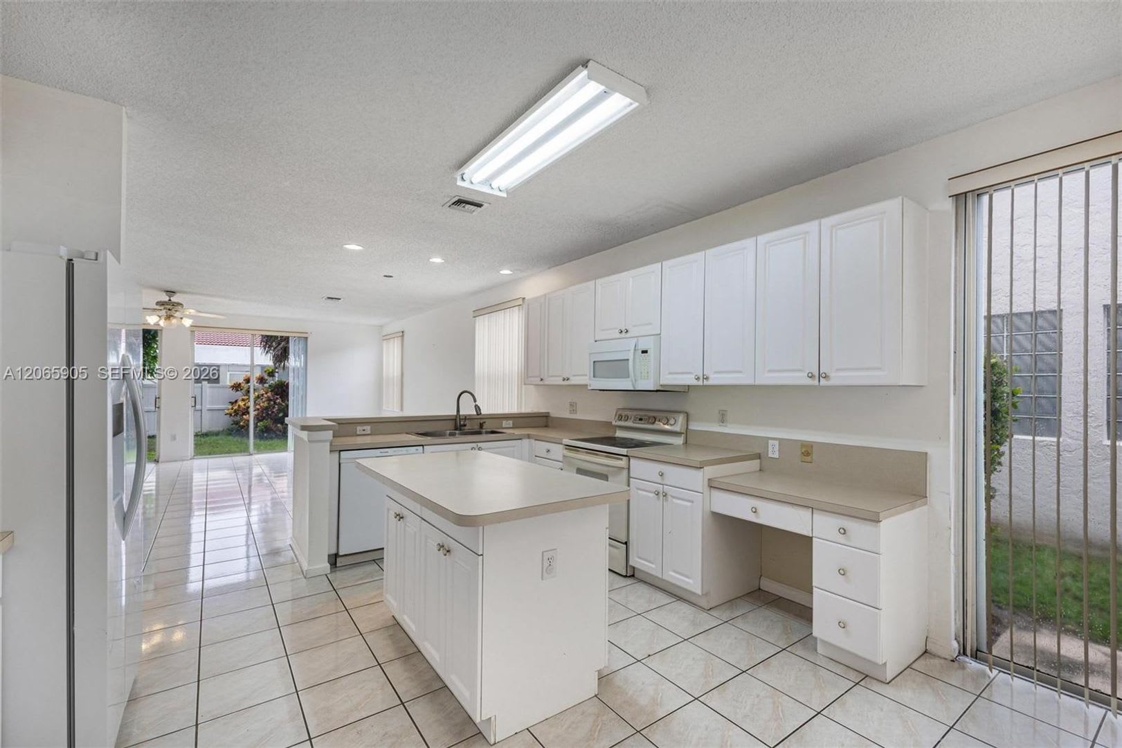 2138 Chagall Circle, West Palm Beach, FL 33409 – photo 1