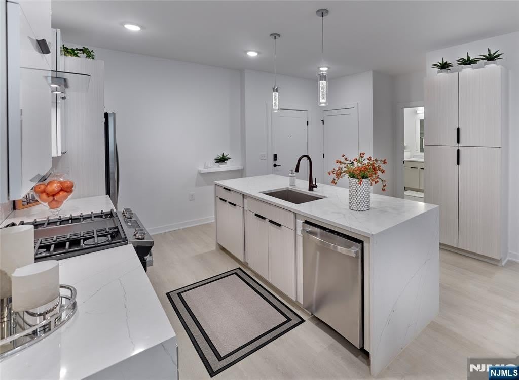 8 Tice Road – photo 3