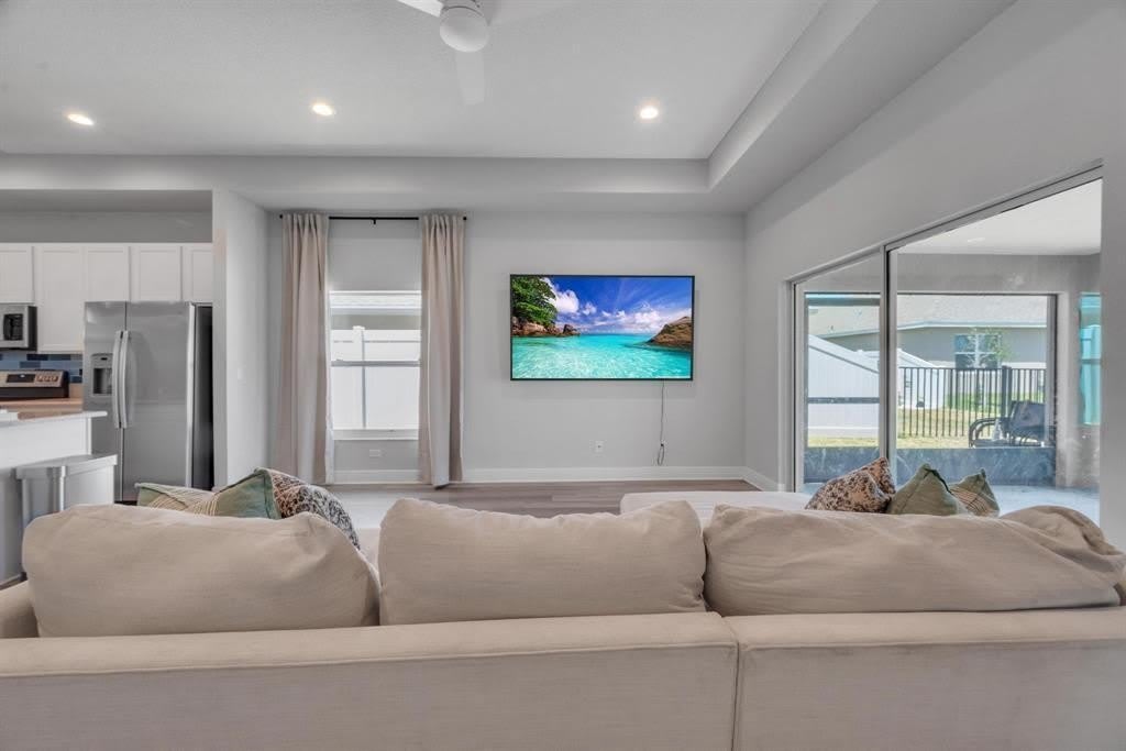 408 Seafoam Circle – photo 5