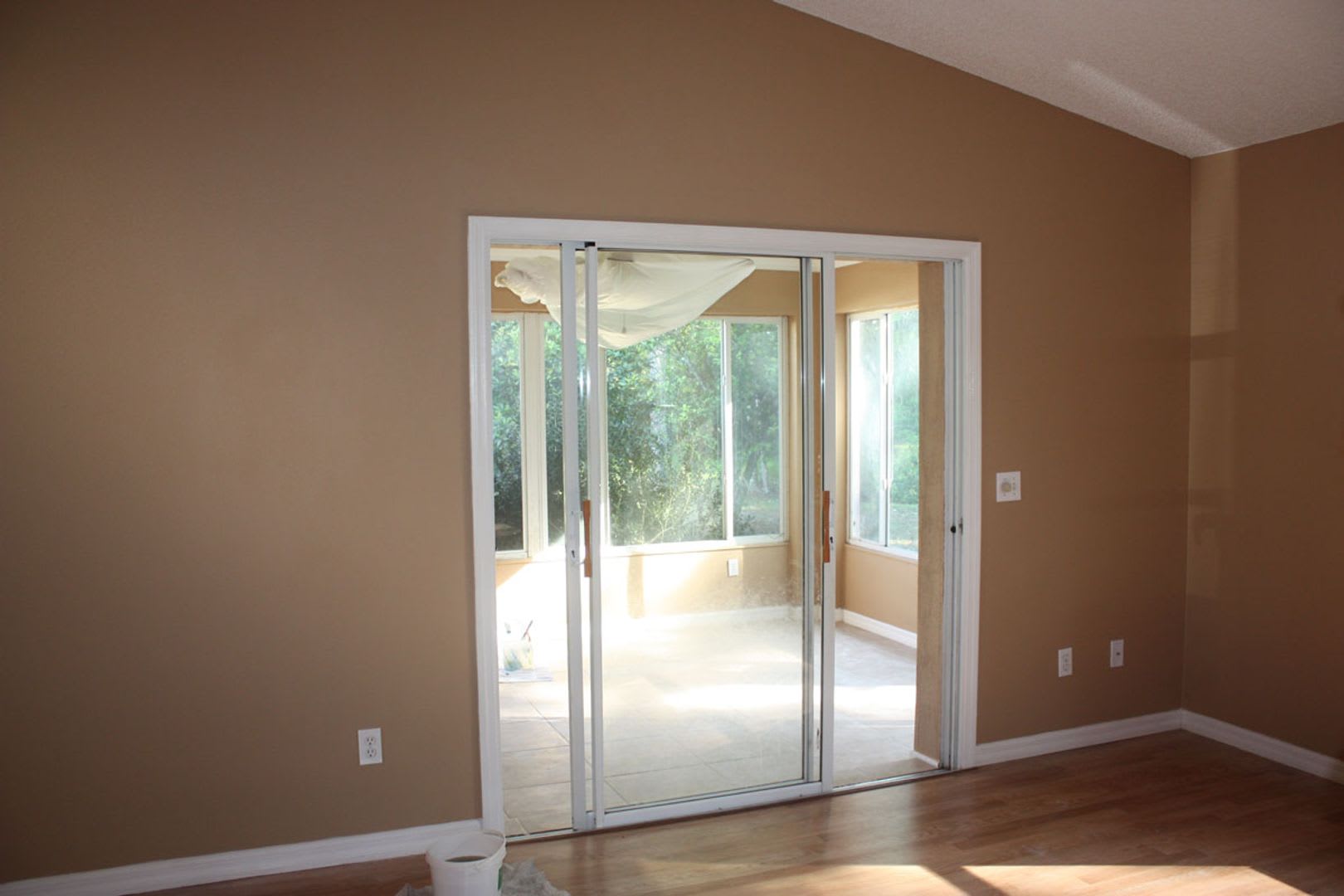 Unique 2 2 2 With Air Conditioned Florida Room – photo 3