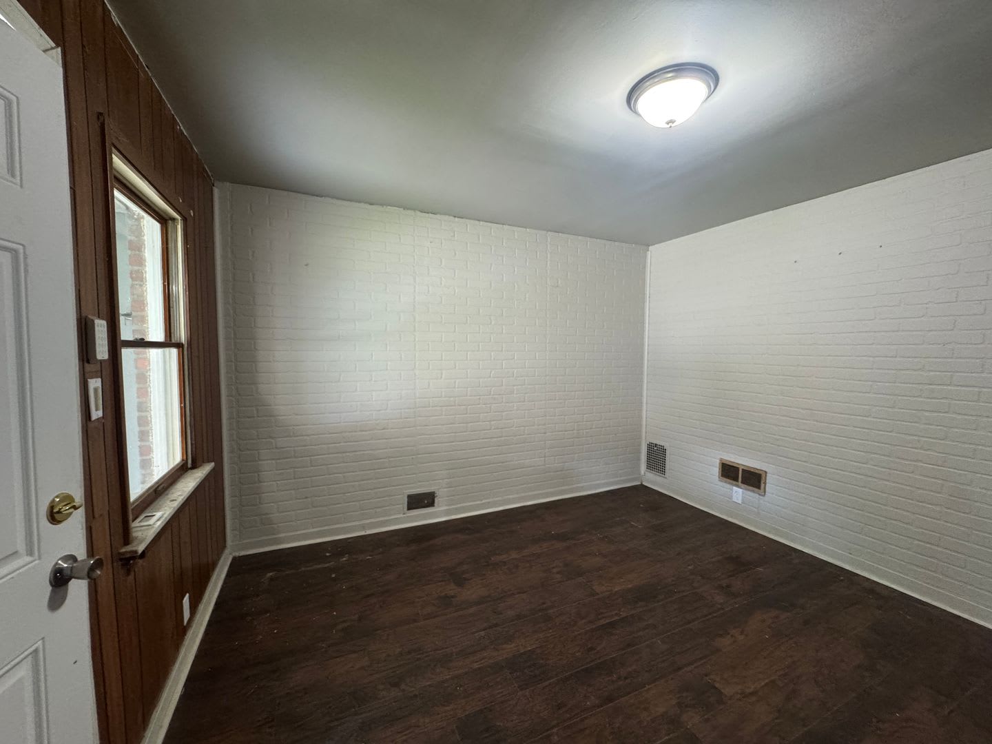Duquesne 2 Bedroom 1 Bath House, Yard – photo 3